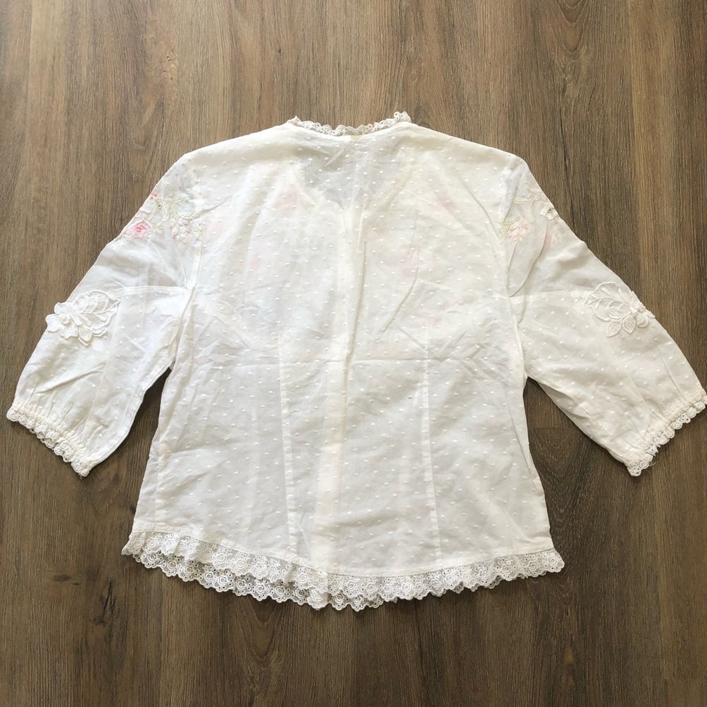 Lily Blouse Tokyo Embroidered Lace Button Down Top - Picture 7 of 16